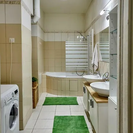 Town Hall Apartment